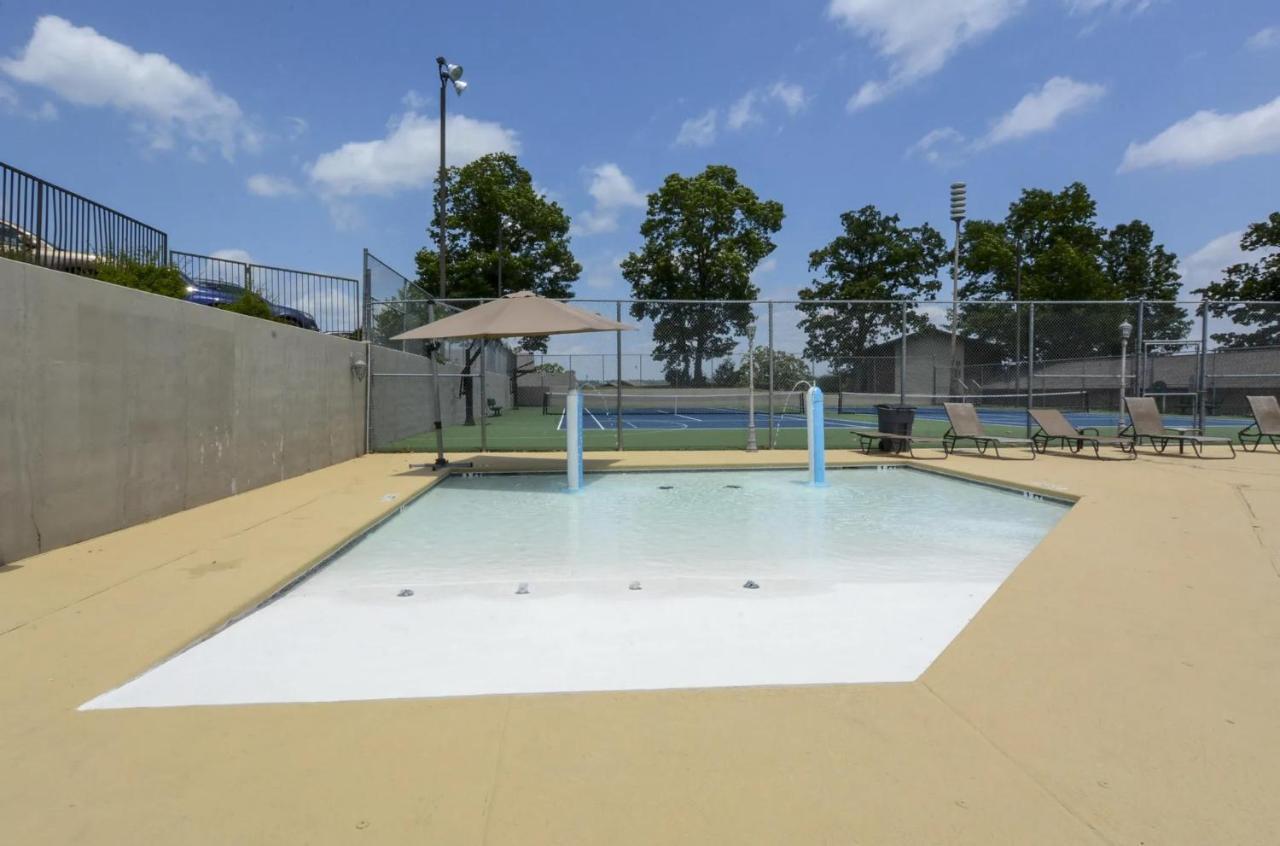 1br Walk-in At Pointe Royal - 2 Pools - Free Attraction Tickets Included -pr42-16 Hébergement de vacances